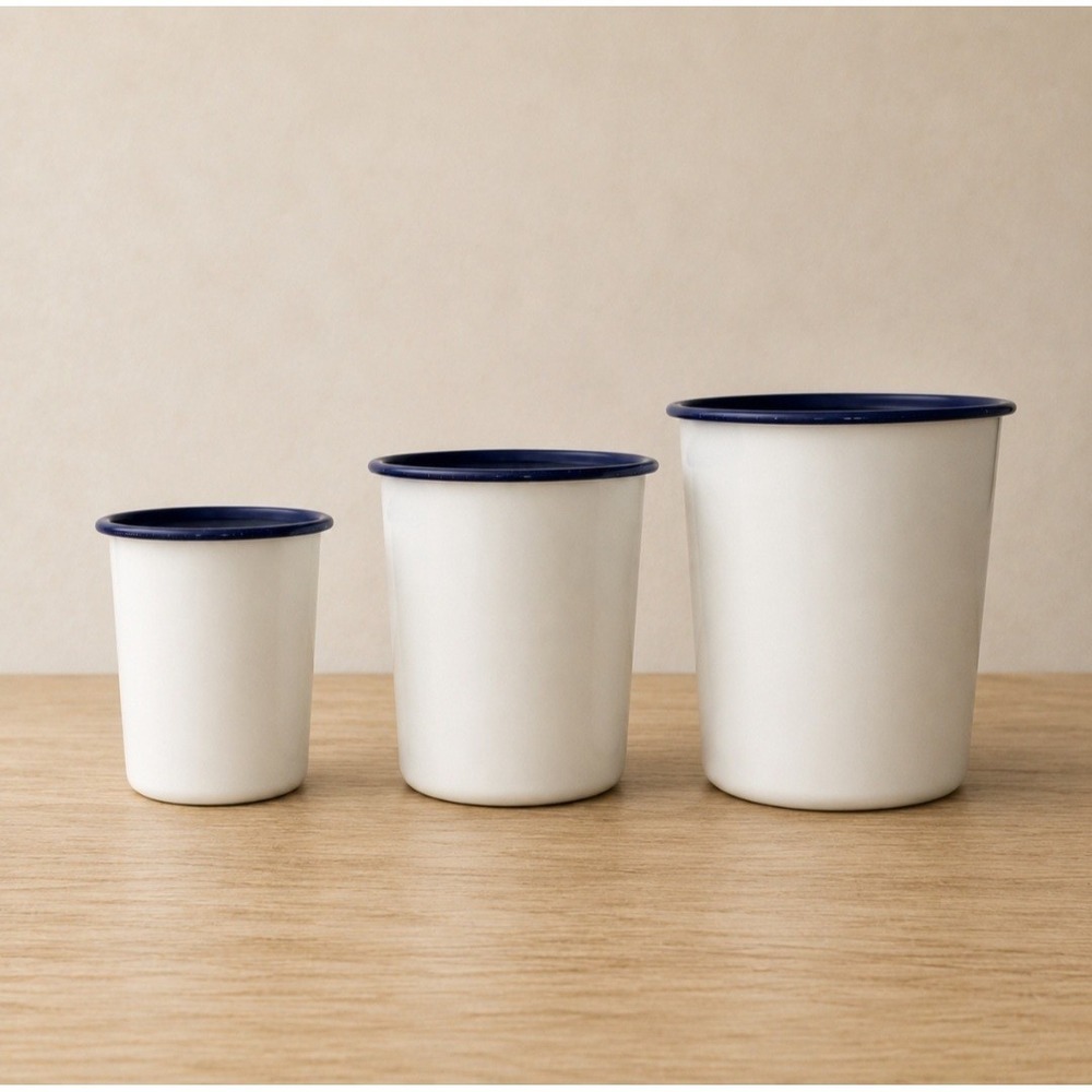 Vuntage Tupperware One Touch Canisters Set  White With Blue Lids
